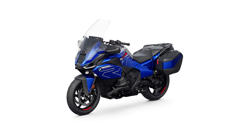 La moto para devorar kilómetros sin fin más vendida, sube de nivel en forma de BMW R 1300 RT 8 BMW R 1300 RT