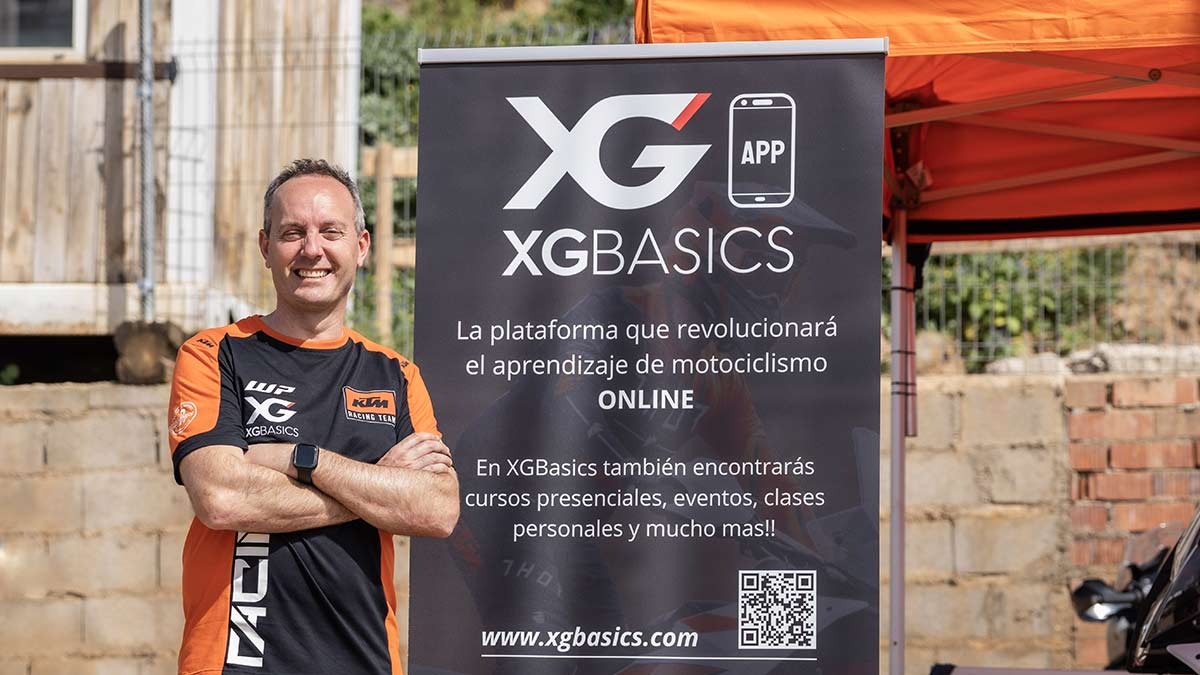 Cursos de conducción moto de KTM y XGbasics