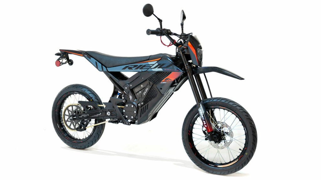 La nueva Rieju e-Tango es una moto eléctrica off road ligera, divertida y a precio de scooter 125 8 Rieju e Tango 1